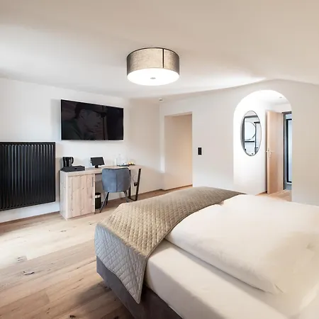 Hotel Belmonte Tirol - Boutique 4*