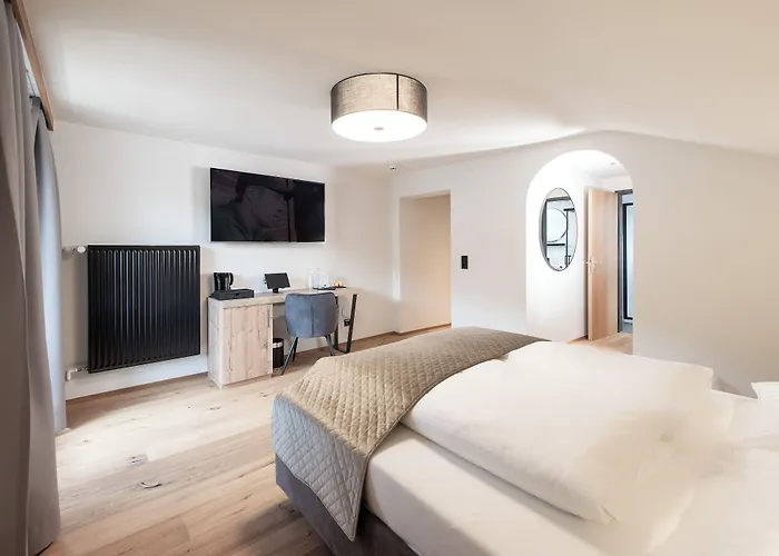 Belmonte Tirol - Boutique 4* Силлиан